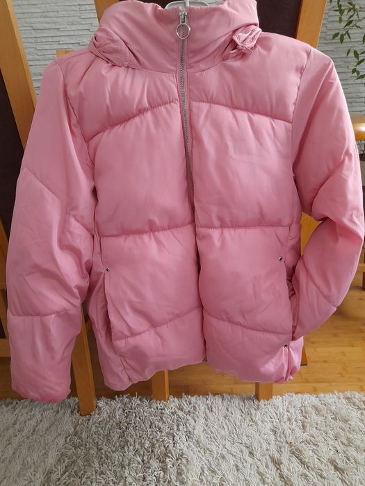 Różowa kurtka, Zara.