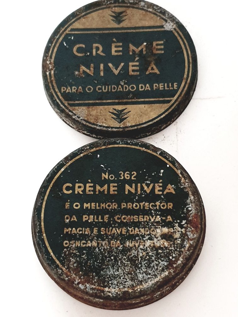 Conjunto de 2 antigas latas em chapa - Nivea - Baret Ware