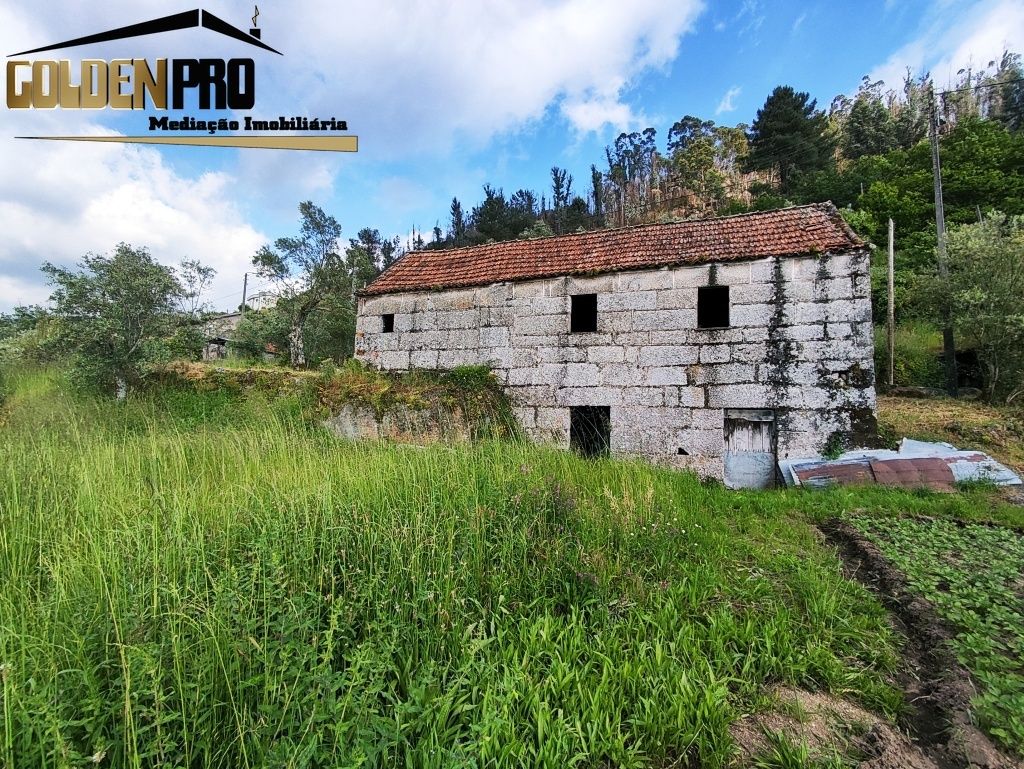 Casa para restauro em Amarante
