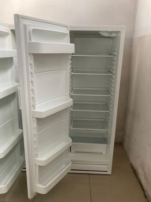 Chlodziarka lodówka Electrolux Husqvarna Helios 175 cm 330 l