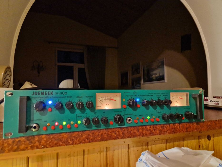 Joemeek TwinQ CS, Dual Preamp / Channel Strip Преамп Компрессор EQ