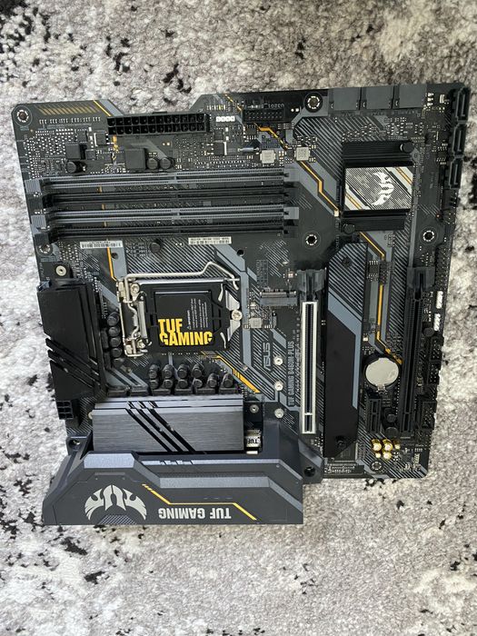 Материнська плата asus tuf gaming b460m-plus