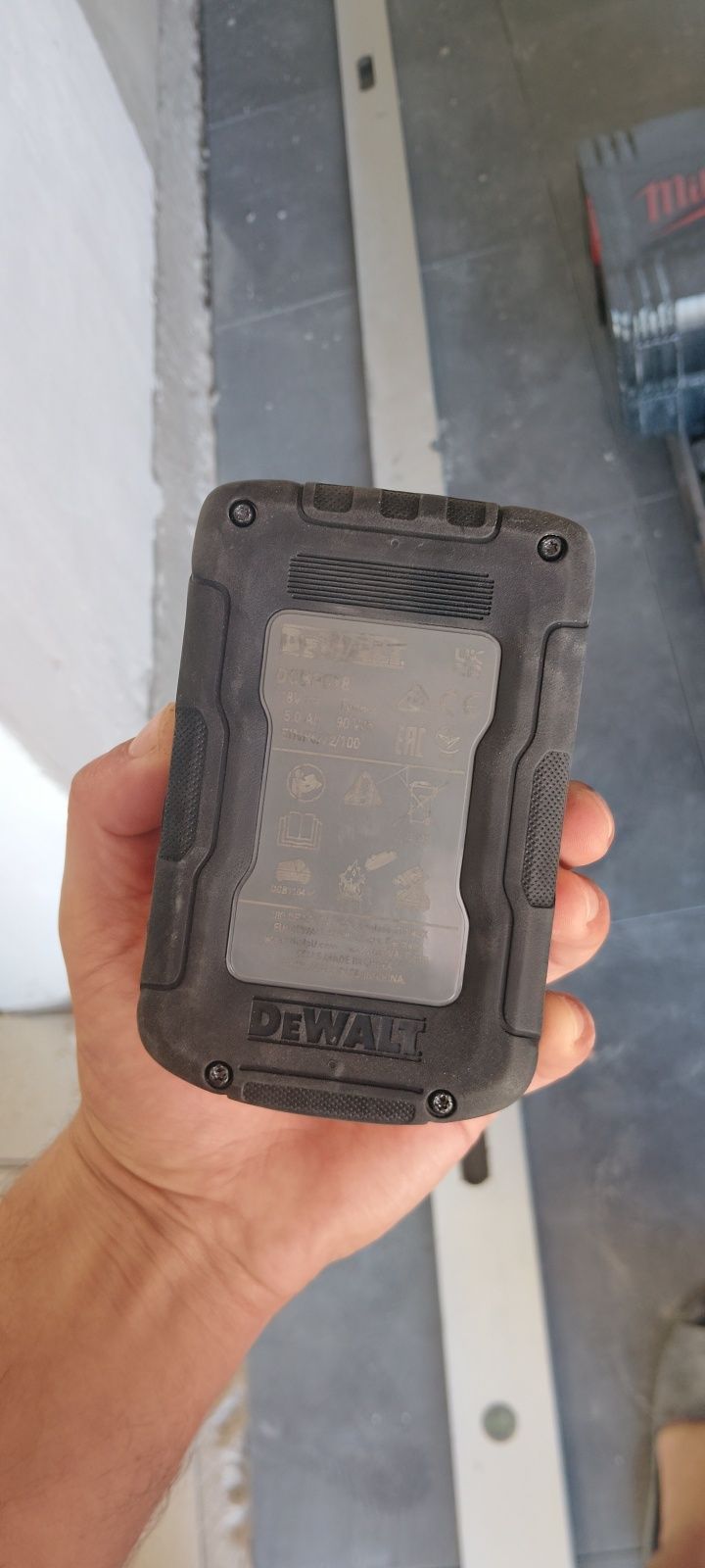Акумулятор DeWalt power stack 5ah 24рік