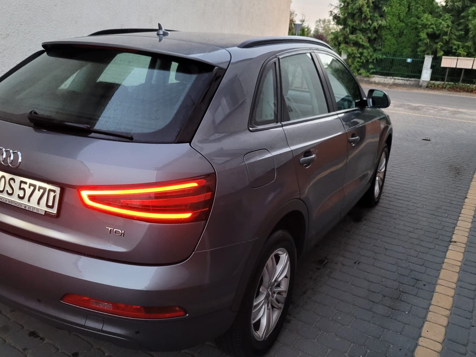 Sprzedam audi Q3