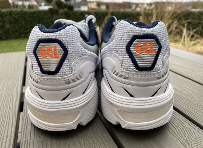 ОРИГІНАЛ Asics Gel 1090