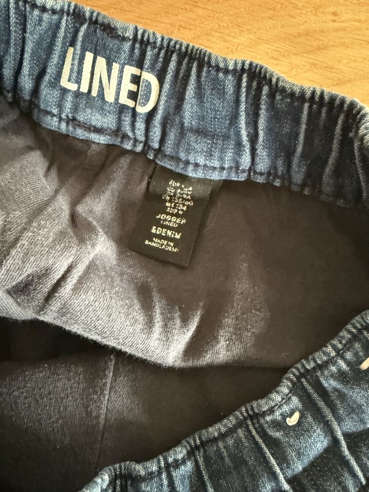 Oddam jeansy H&M