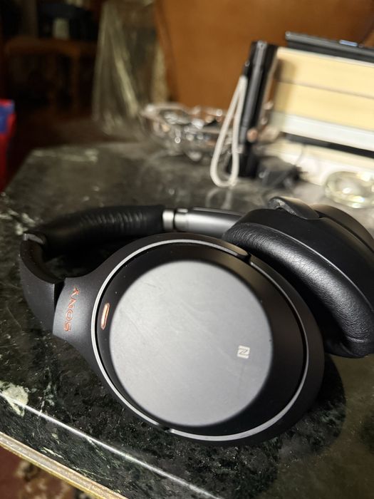 Auriculares Sony WH-1000X-M3 impecáveis.