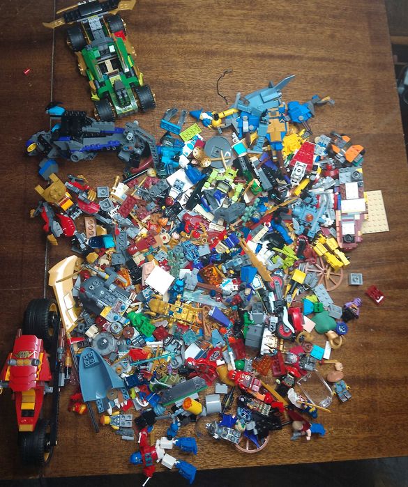 Фигурки Китайского производства