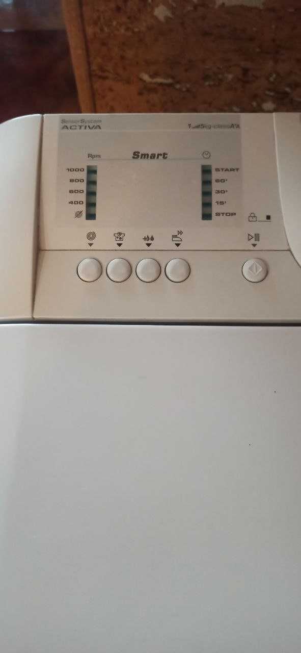 ПРОДАМ стиральную машинку CANDY 1000 Apm CTY 104
