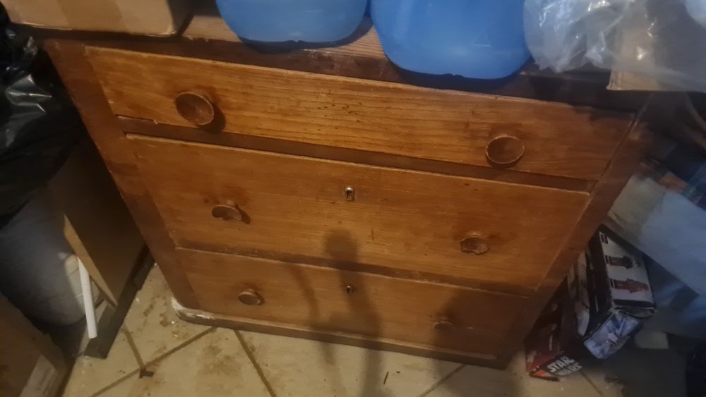 Black Friday 30% Stylowa szafka 3 szuflady z PRL-antyk zaokrąglony róg