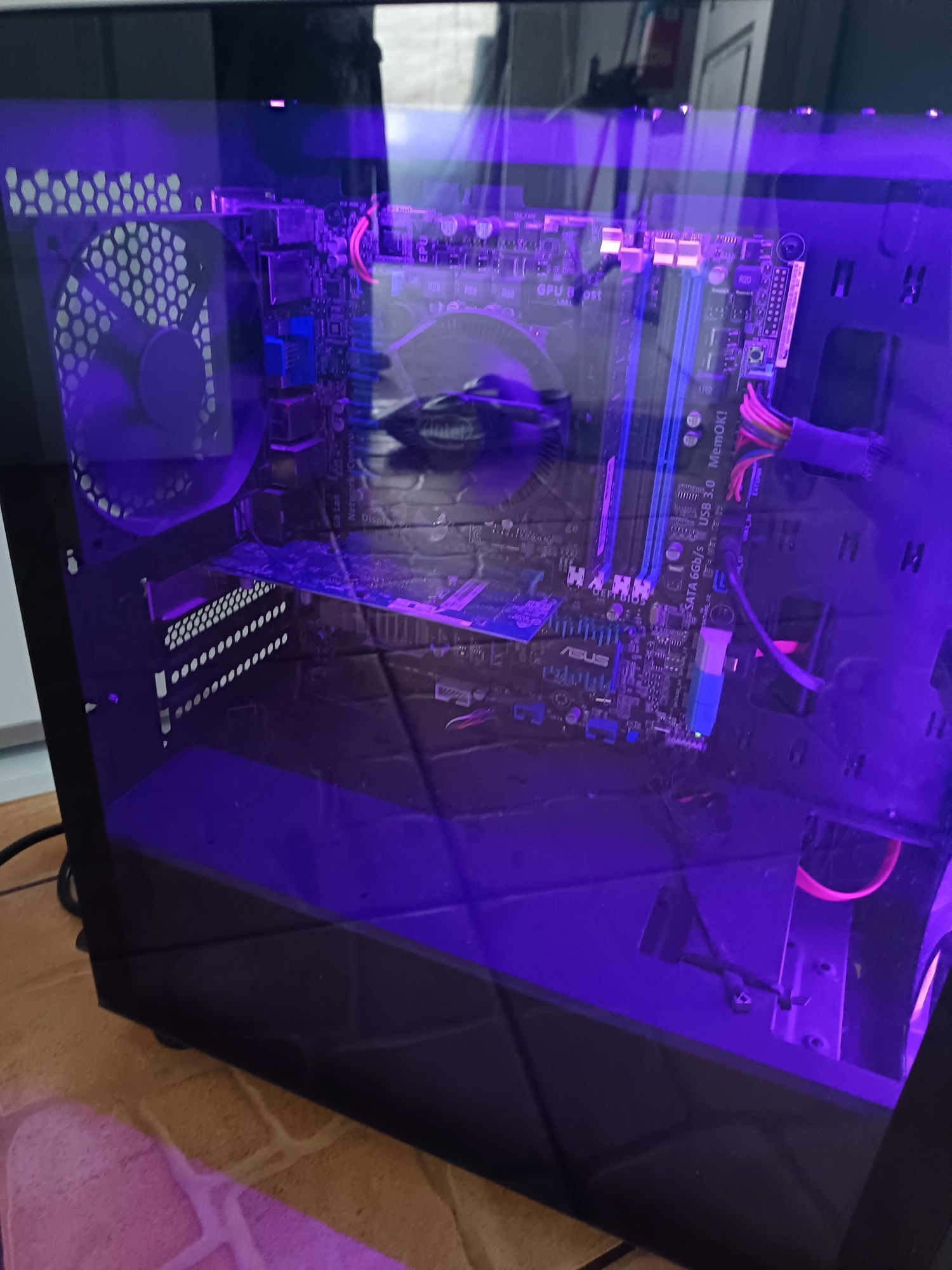 Komputer gamingowy I5 Intel NVIDIA 512 GB SSD LED