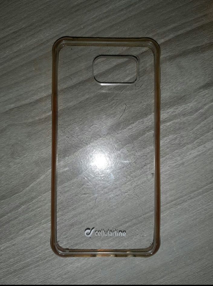 Etui do iphone 5, 5s, SE marki Cellular Line