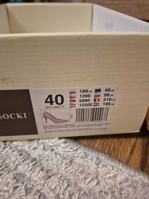 Szpilki Lasocki roz 40 stan b.dobry