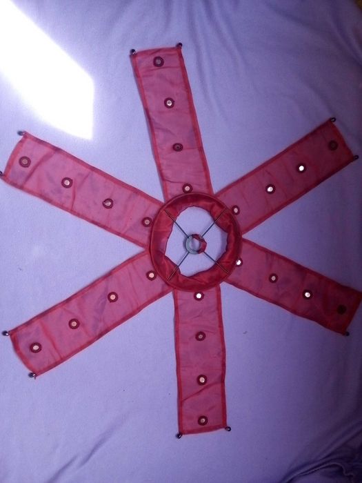 Люстра, плафон, декоративна люстра, декор, елемент декору