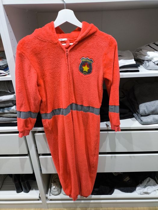 Kombinezon piżama strażak 134/140