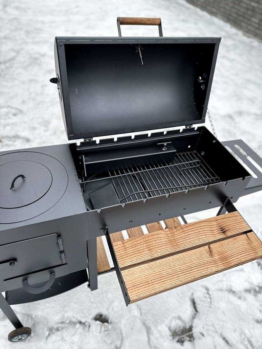 Довговічний мангал з пічкою, колесами, кришкою, термометром, решіткою