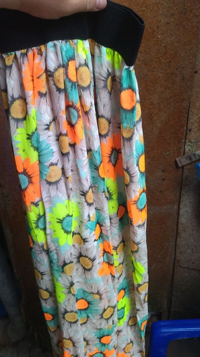 Спідниця, юбка для дівчат, для струнких дівчат.