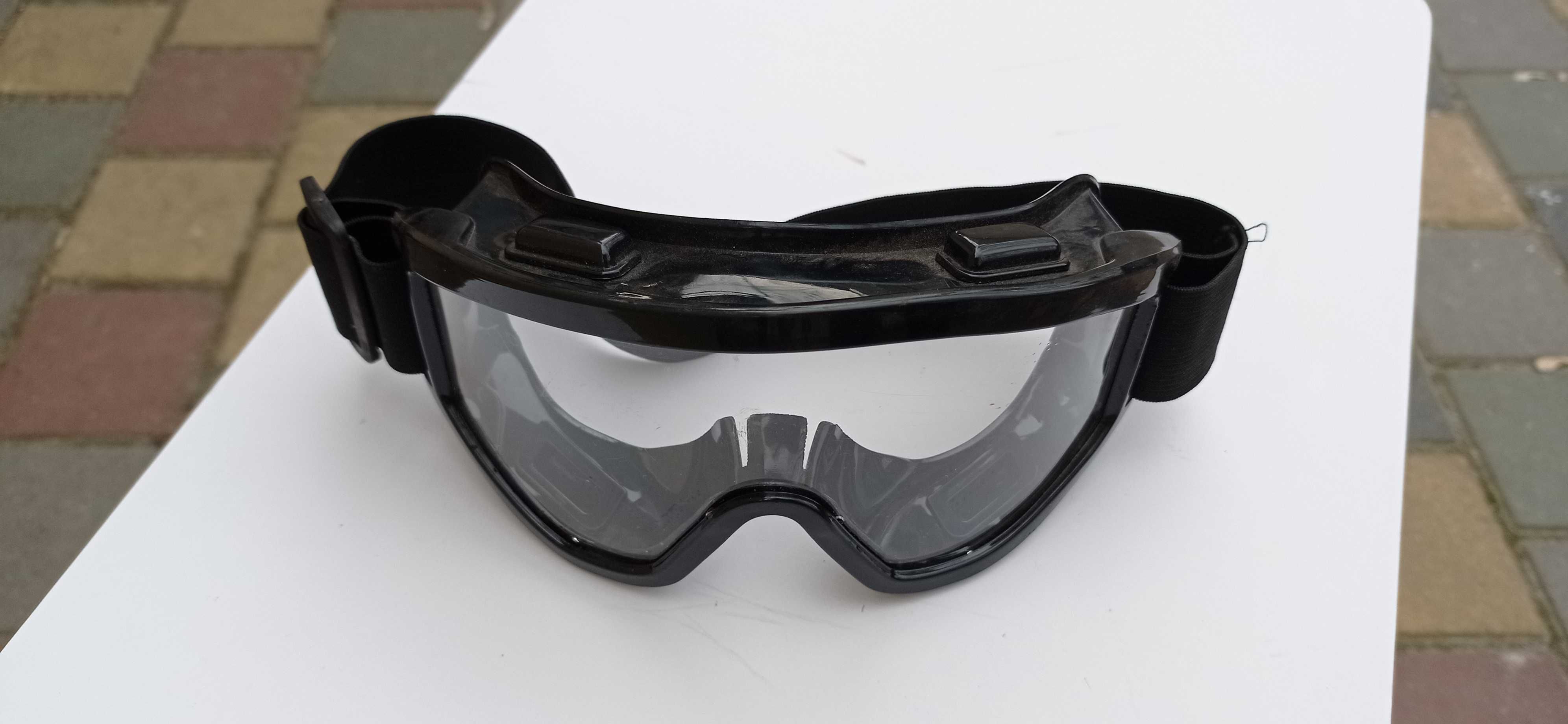 Шолом (шлем) для мотоциклів, окуляри