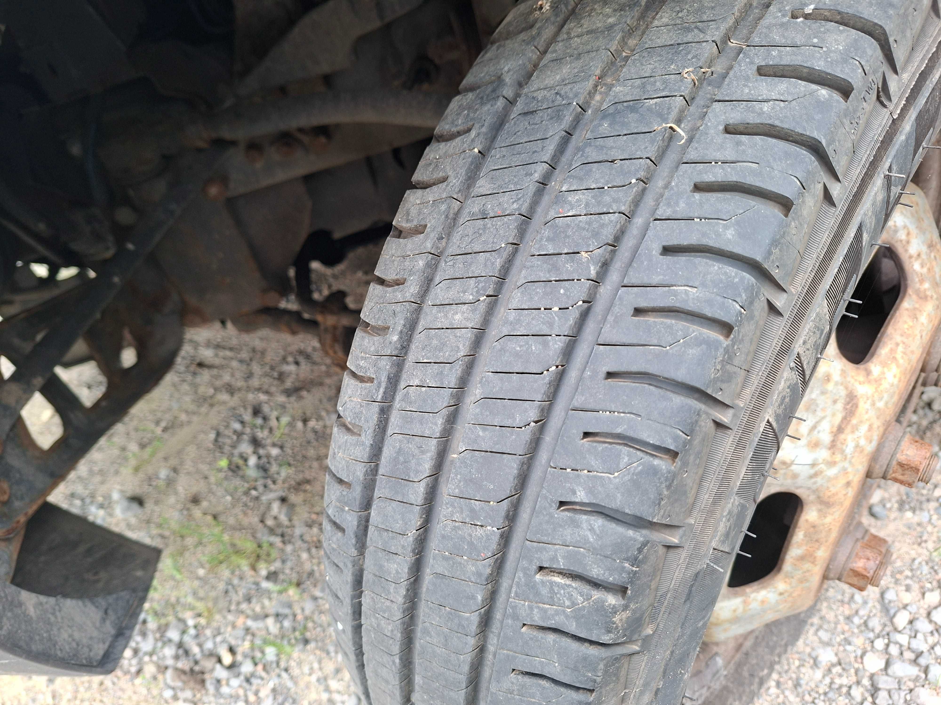 IVEKO firanka 5,2m winda