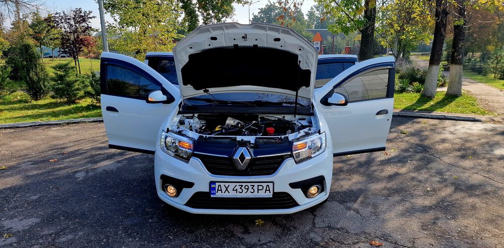 Офіційний авто Renault Sandero АКПП.