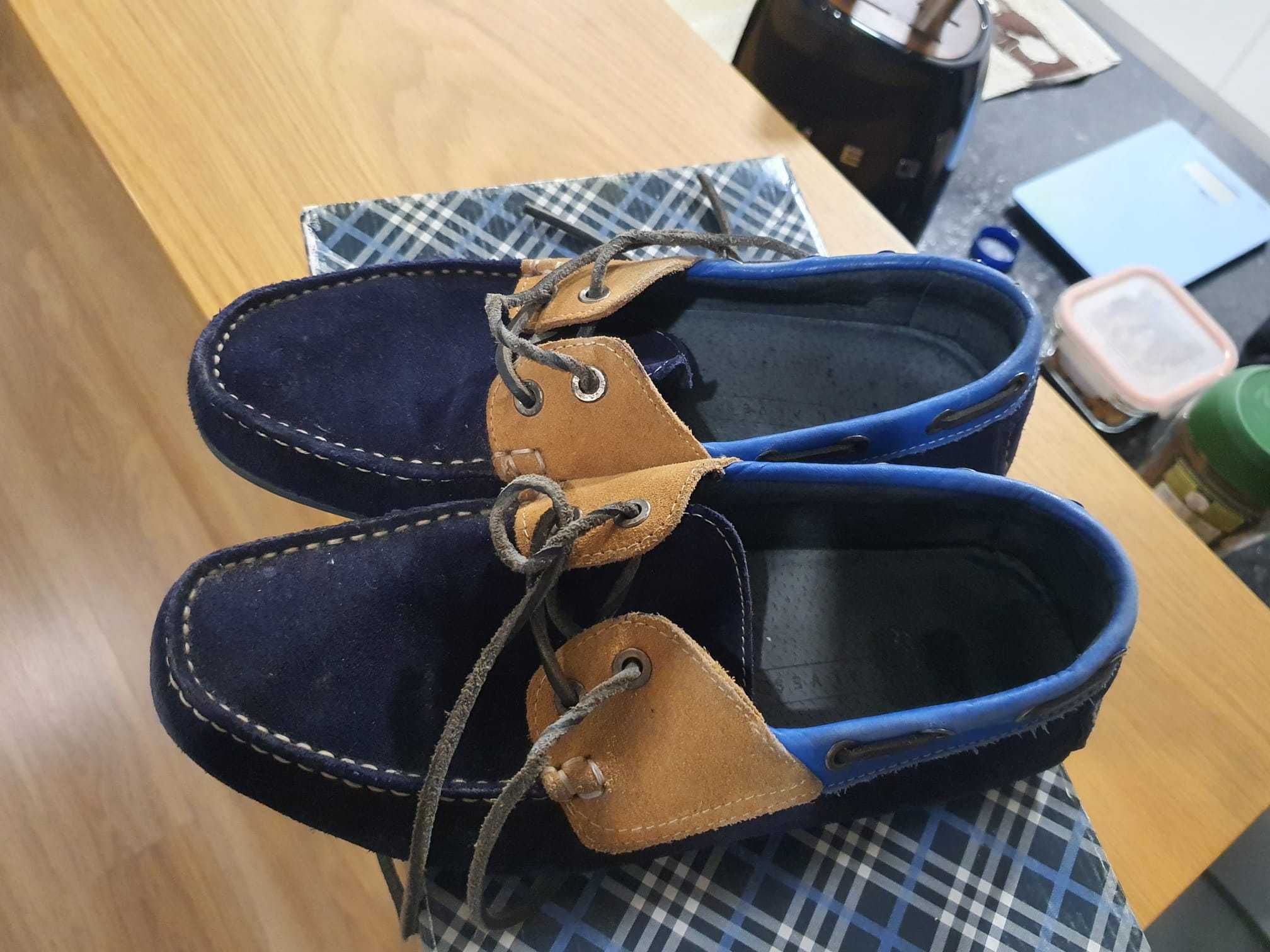 Sapatos Camurça Homem Muito bom estado Tamanho 40