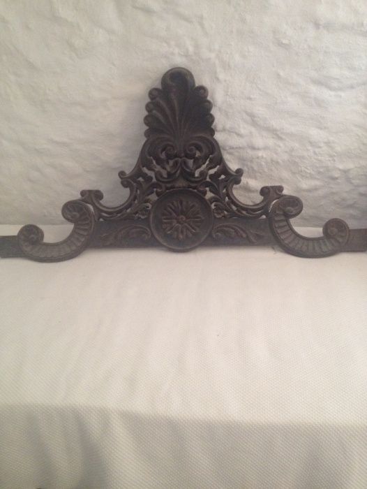 Cabeceira de cama ou para decoração (muito antigo)