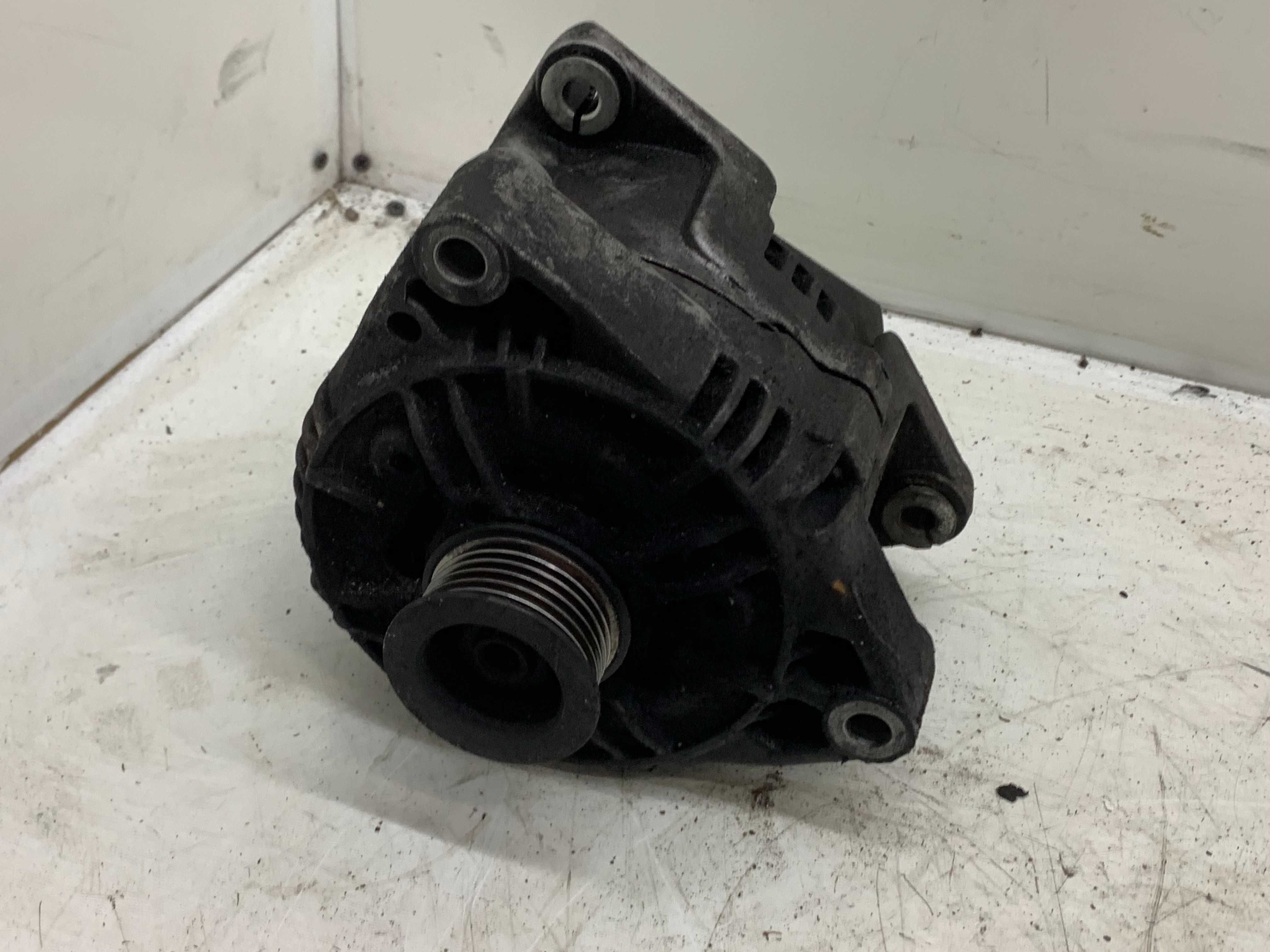 Opel Vectra B 2.0 DTI Omega B Lift 2.2D Astra G 2.0 DTL Alternator