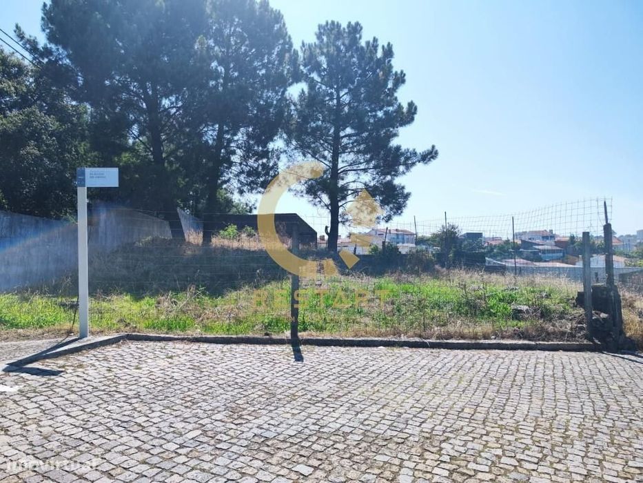 Terreno em Pedrouços - Maia com 450 m2