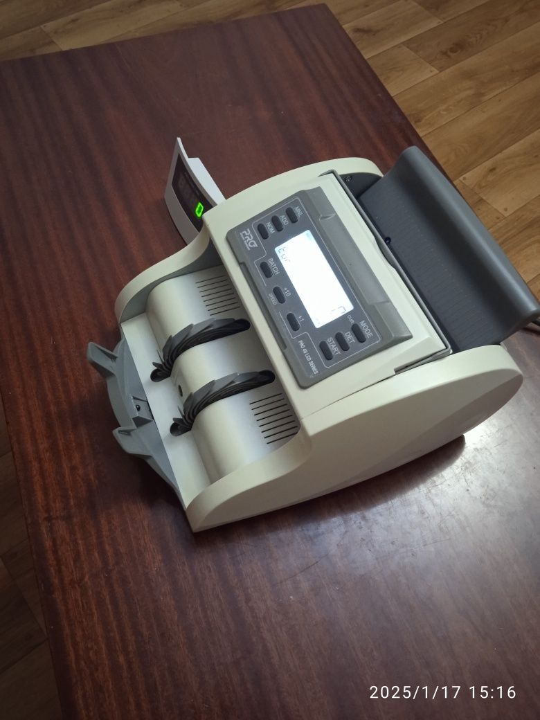 Счётчик банкнот PRO 40