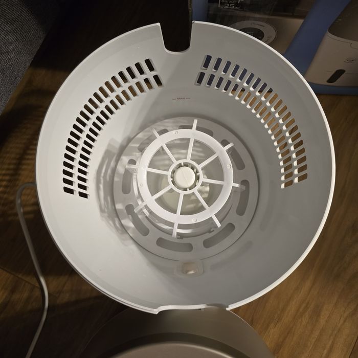Nawilżacz powietrza Philips HU4803 - stan jak nowy!!