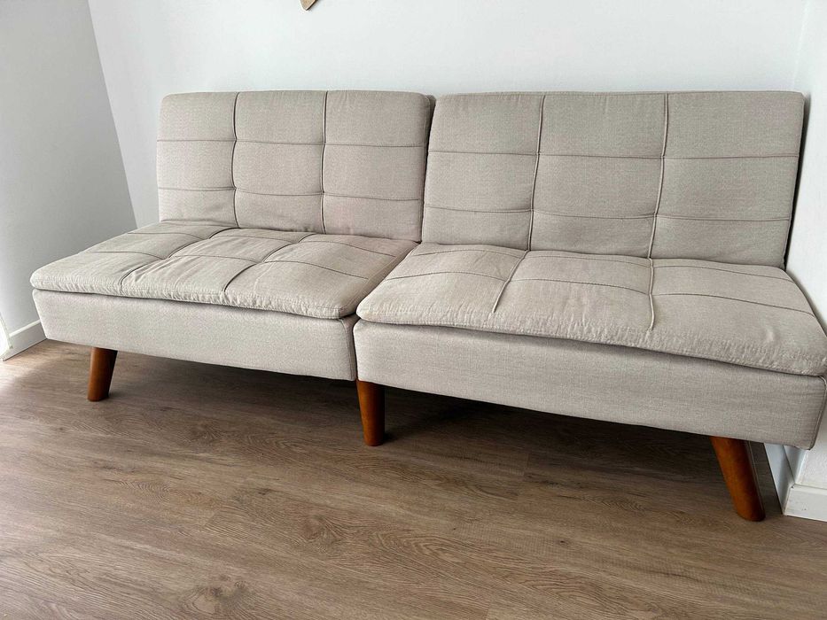 Sofa (can be unfolded as bed)