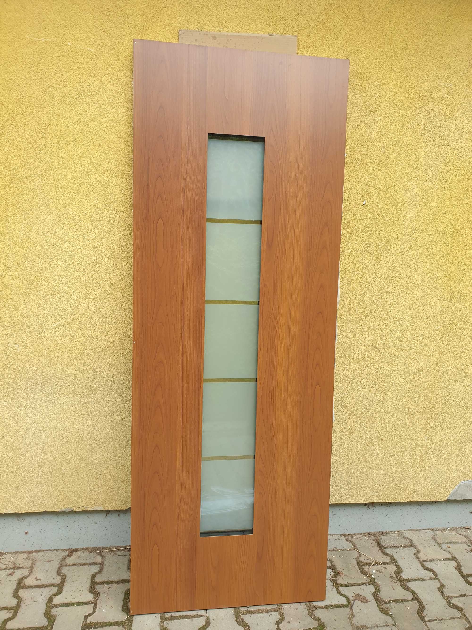 Panel drzwiowy - wypełnienie drzwi