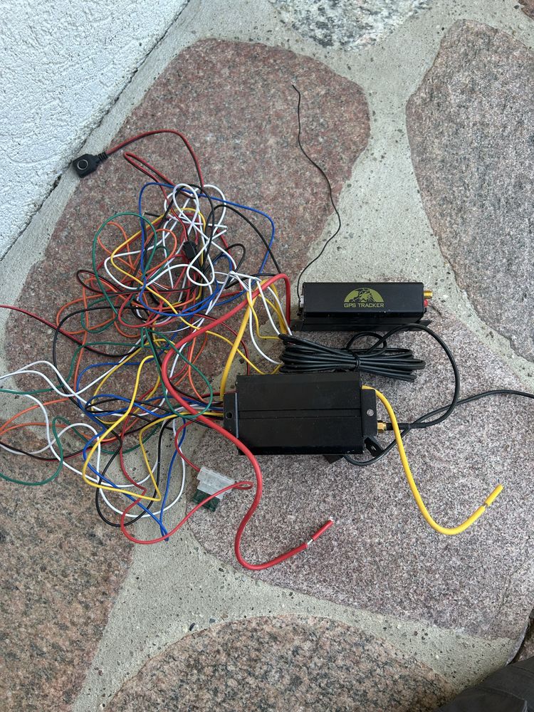 Lokalizator GSM tracker do auta