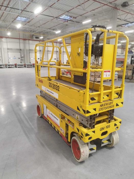 Sprzedaż podestu nożycowego Genie GS-2032