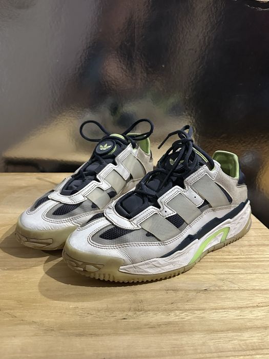 Кросівки Adidas niteball 42