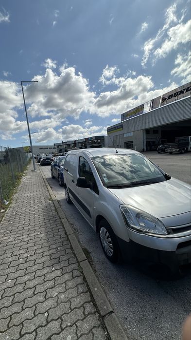 Berligo 1.6 hdi 2012 três lugares em ótimo estado