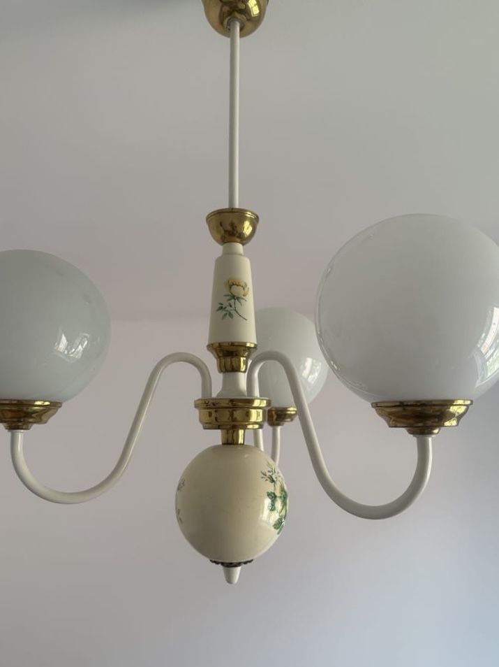 Żyrandol porcelanowy prl retro z czasow komuny