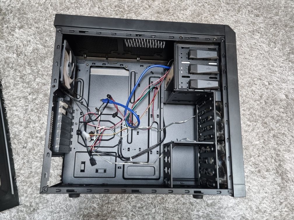 Корпус Zalman z5