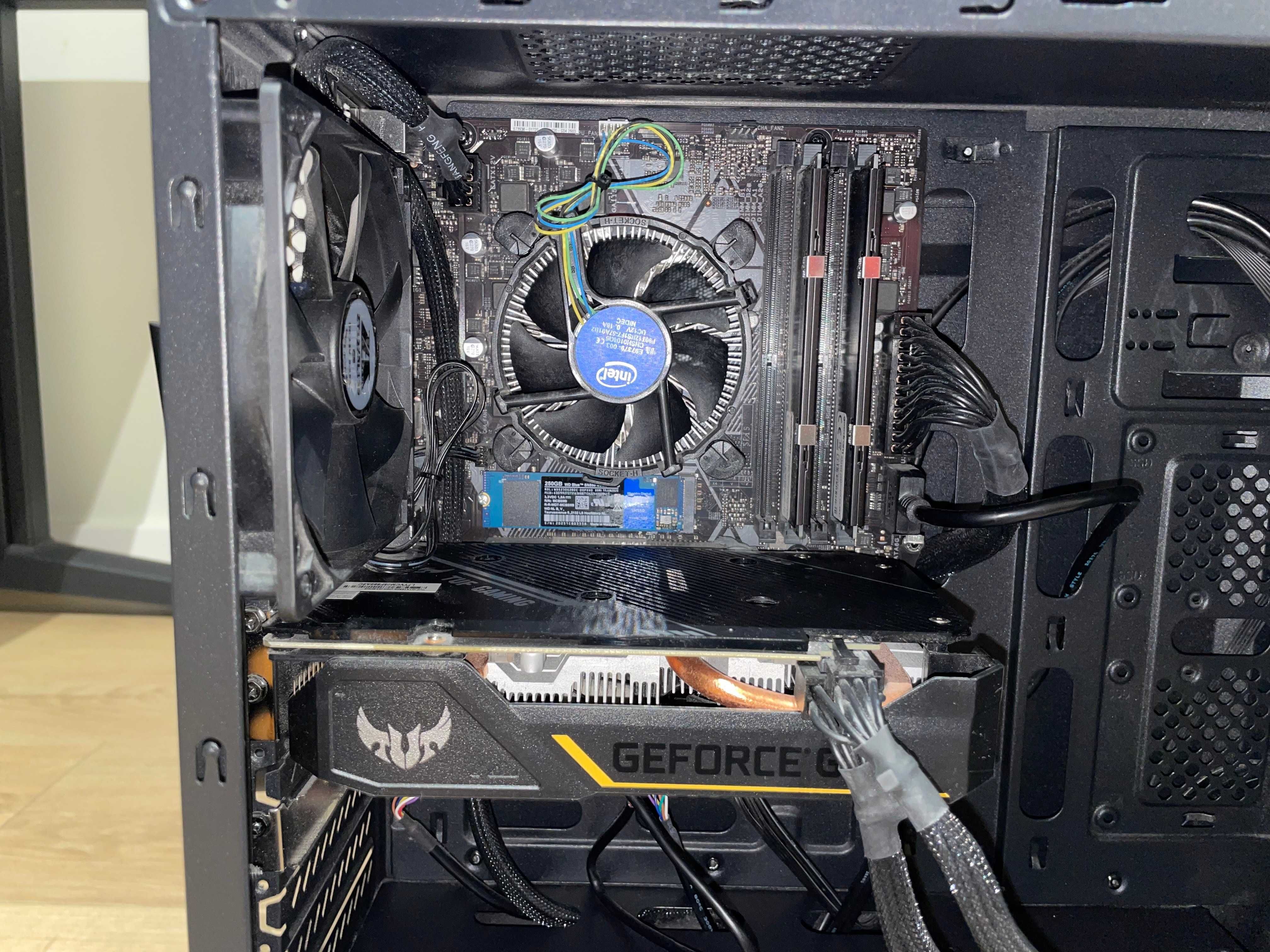 Komputer stacjonarny GTX 1650 Super,  i5-9400F, 16GB RAM, Win 11.