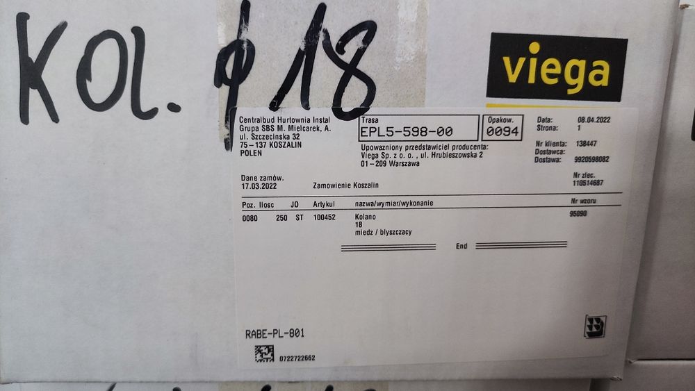 Cu kolano 18 250x karton do lutowania