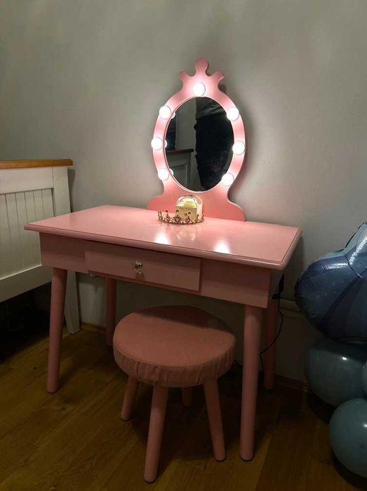туалетний столик + стільчик з підсвіткою для макіяжу / рожевий / новий