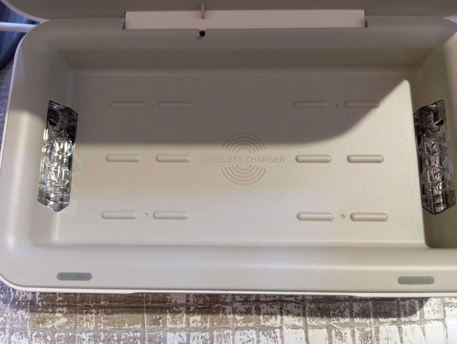 Samsung Sterylizator UV z ładowarką indukcyjną