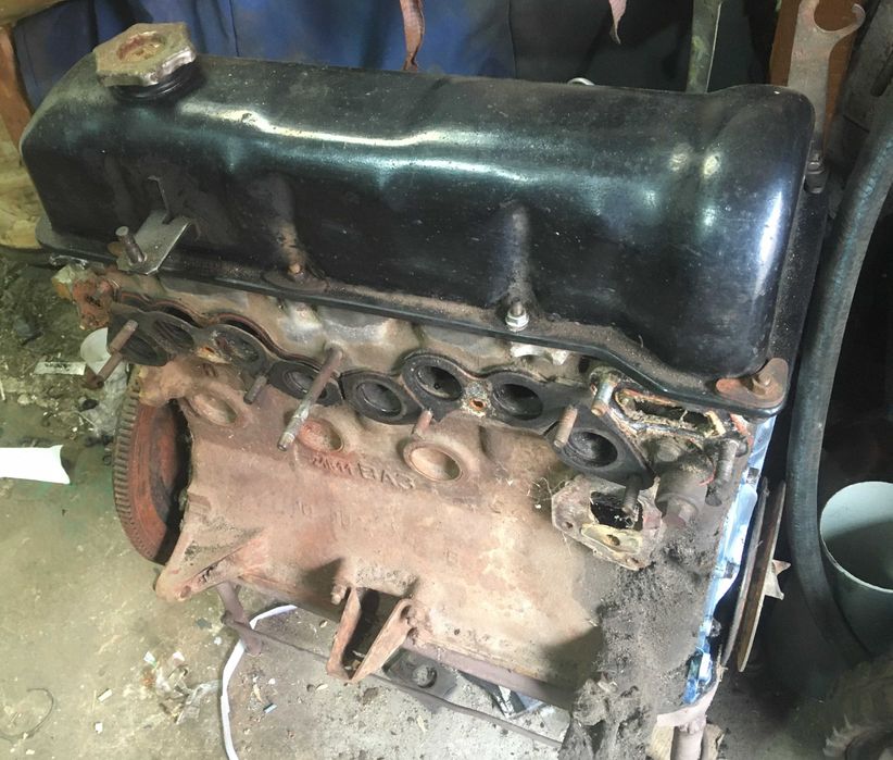 двигун ваз 2101                    .