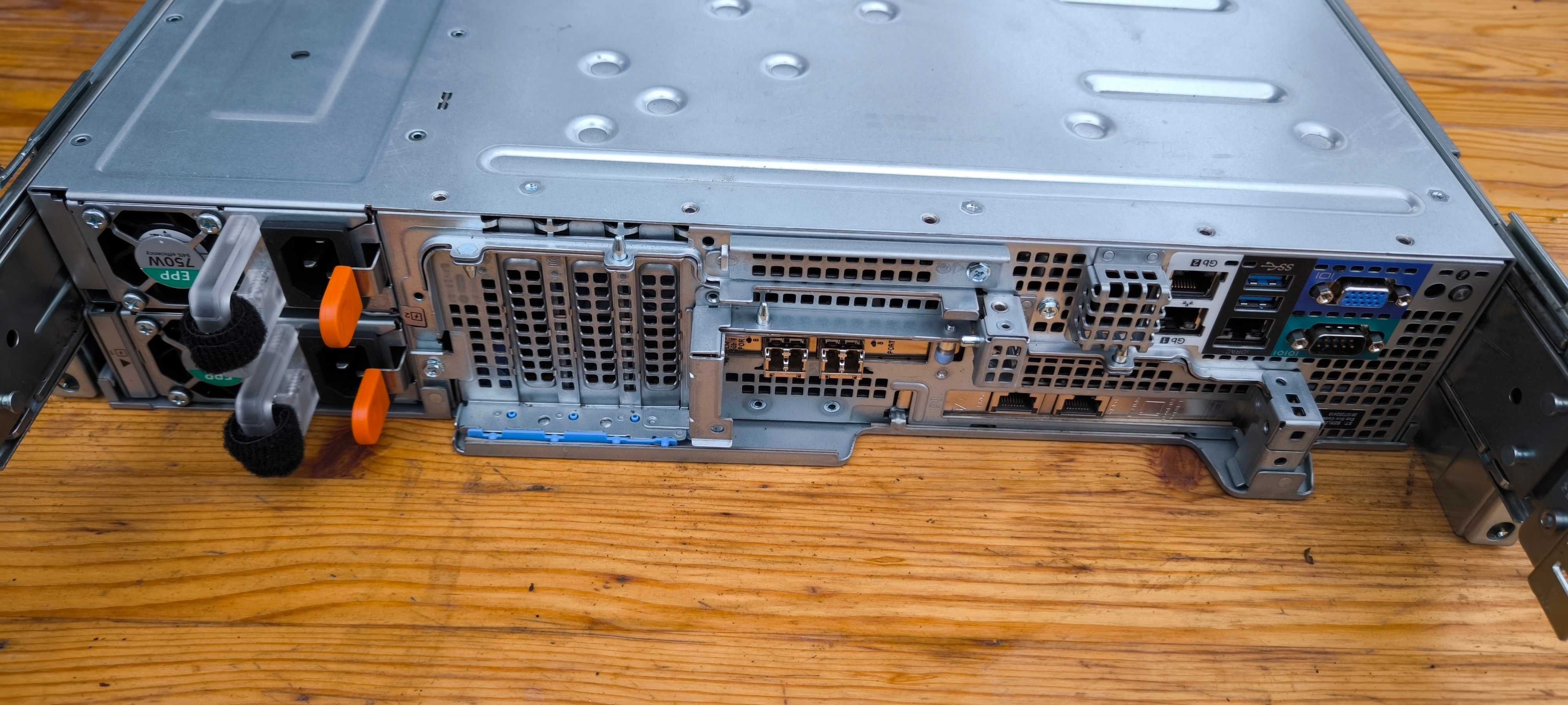 Serwer DELL EMC  R540