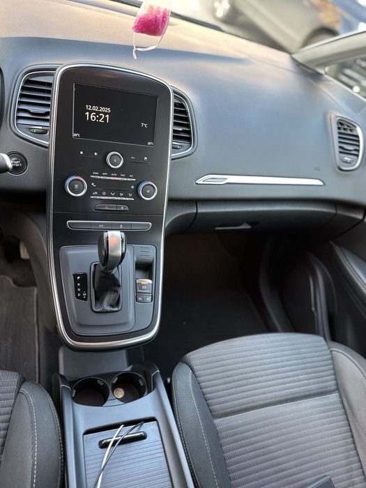 Renault Grand Scenic 2017