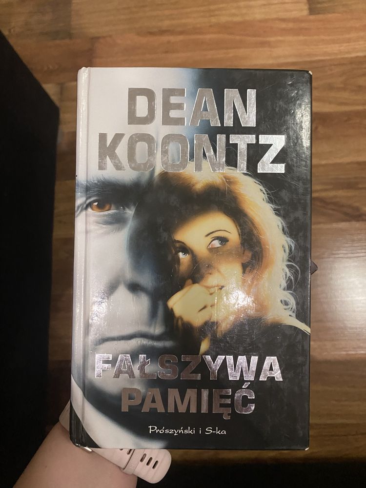 „Fałszywa pamięć” Dean Koontz