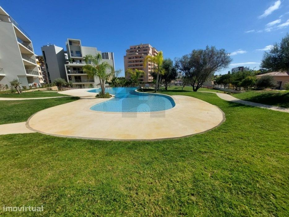 Apartamento T1 para Arrendamento Anual na Praia da Rocha