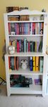Biblioteczka dla dziewczynki - z biurkiem i łóżkiem