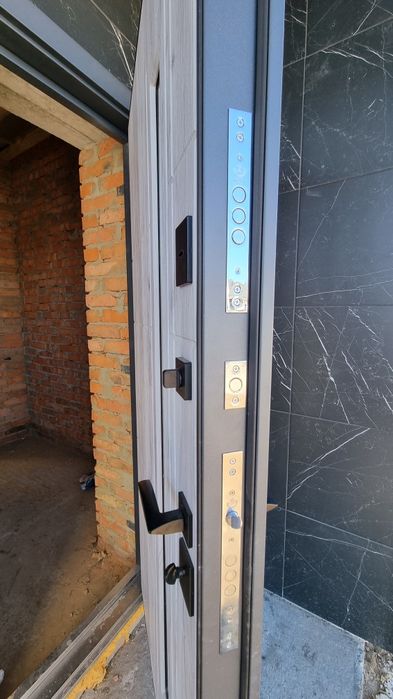 )( Продаж новобудови під єОселю