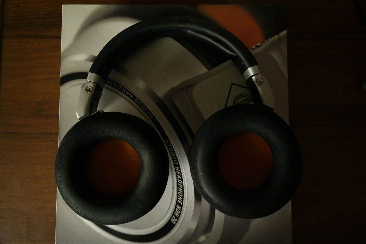 Студійні навушники Neumann NDH 20